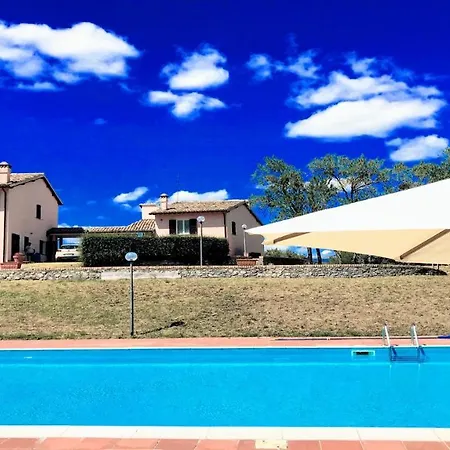 Villa Vallocchia - Sleeps 18 Exclusive Poolgrounds 2 Villa Borgiano (Perugia)