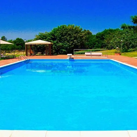 Villa Vallocchia - Sleeps 18 Exclusive Poolgrounds 2 Villa *