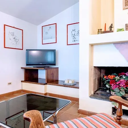 Villa Vallocchia - Sleeps 18 Exclusive Poolgrounds 2 *