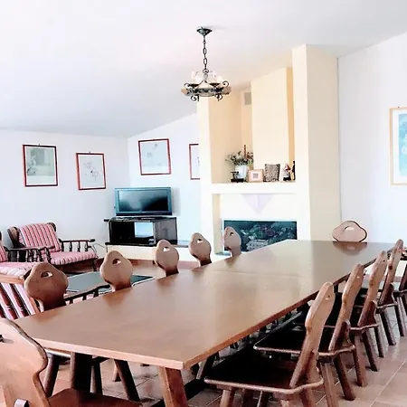 Villa Vallocchia - Sleeps 18 Exclusive Poolgrounds 2 Borgiano (Perugia)