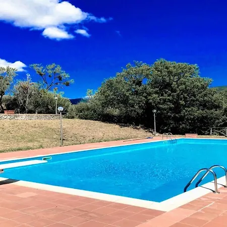 Villa Vallocchia - Sleeps 18 Exclusive Poolgrounds 2 Villa
