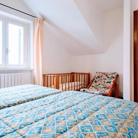 Villa Vallocchia - Sleeps 18 Exclusive Poolgrounds 2 Villa *